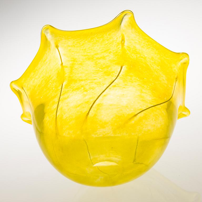 TIINA NORDSTRÖM, a 'Sun ray' art glass signed Tiina Nordström Nuutajärvi 1996.