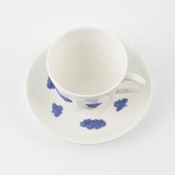 A porcelain dinner service, 82 pcs, 'Blå Blom' Gustavsberg.