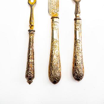 A set of 18 epns cutlery around 1900.