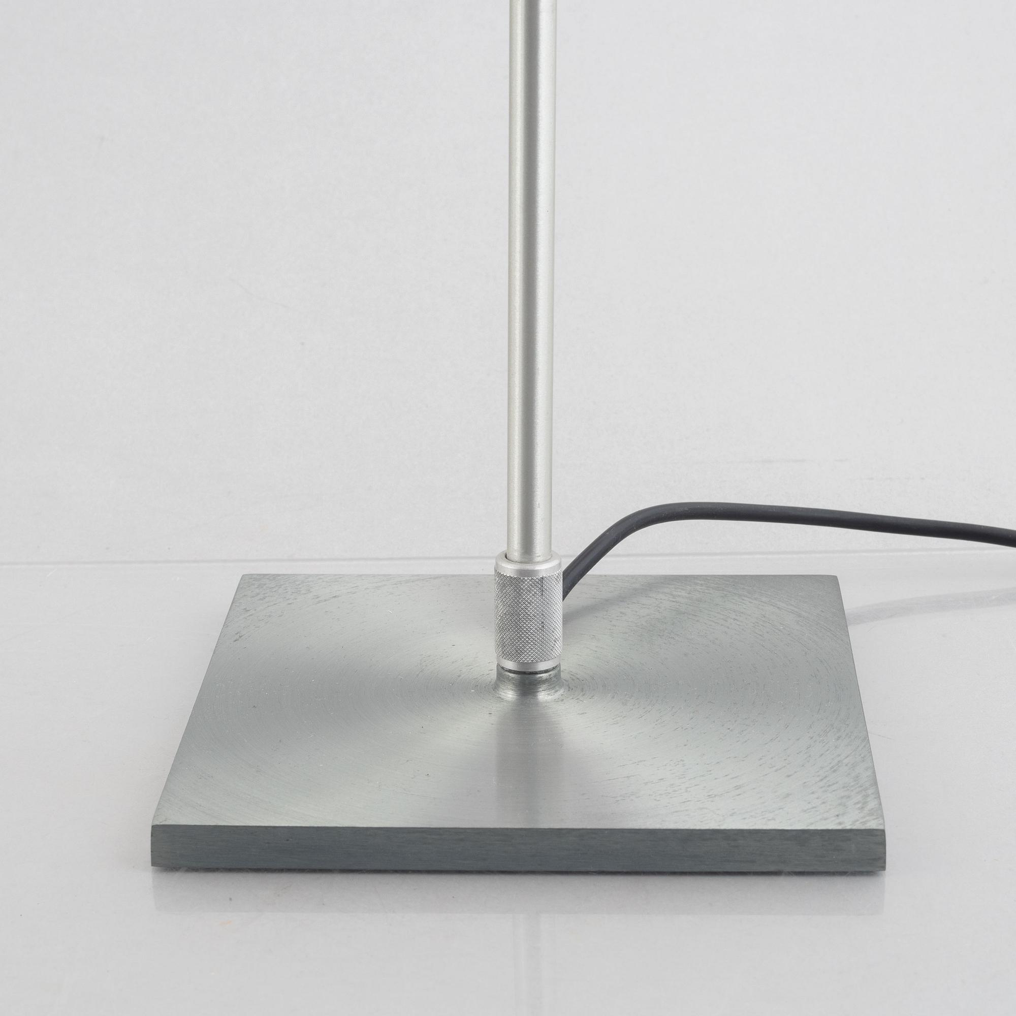 Paolo Rizzatto, bordslampor, ett par, "Costanzina", Luceplan, Italien.