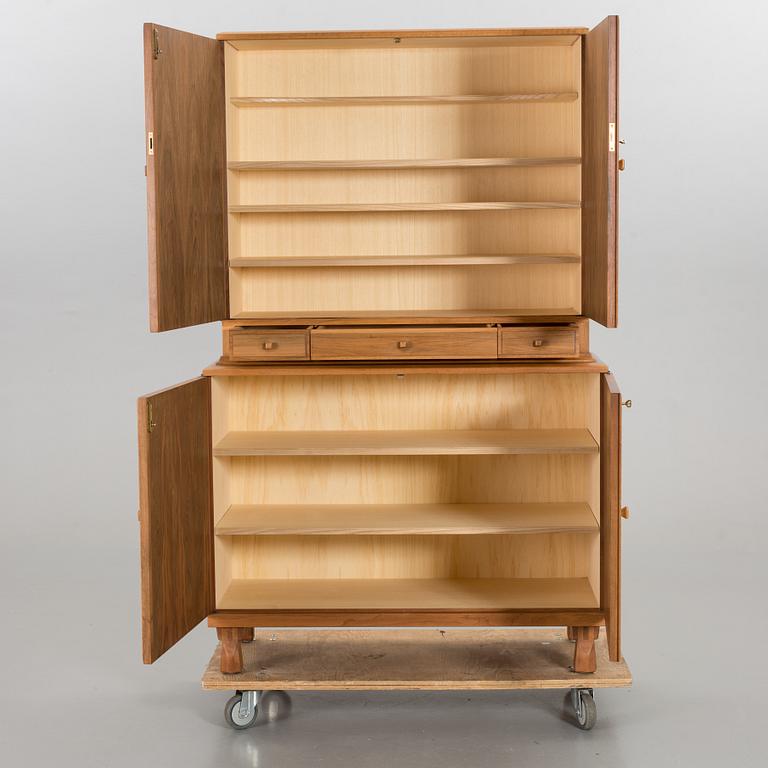 CARL MALMSTEN, cabinett, "Ambassadör", late 20th century,