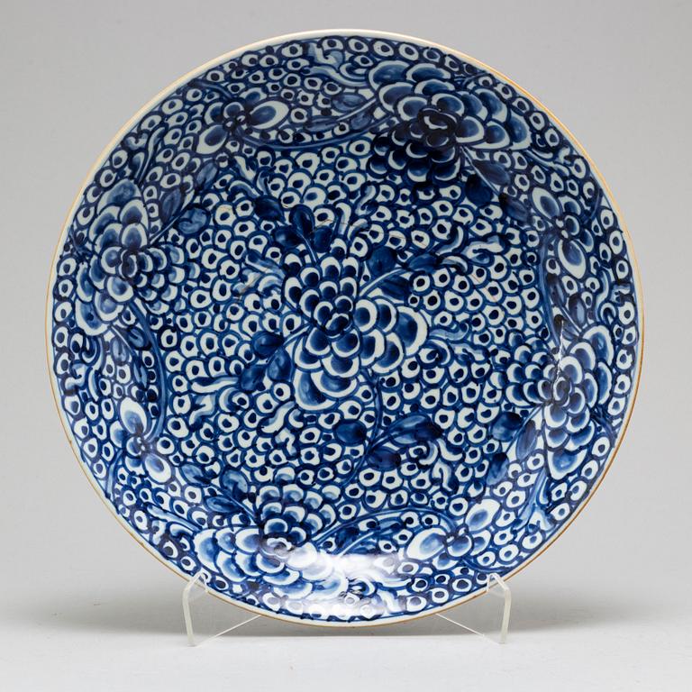 FAT, porslin. Qingdynastin, tidigt 1700-tal.