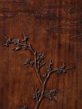 A well carved wooden panel, Qing dynasty, 18th/19th century.