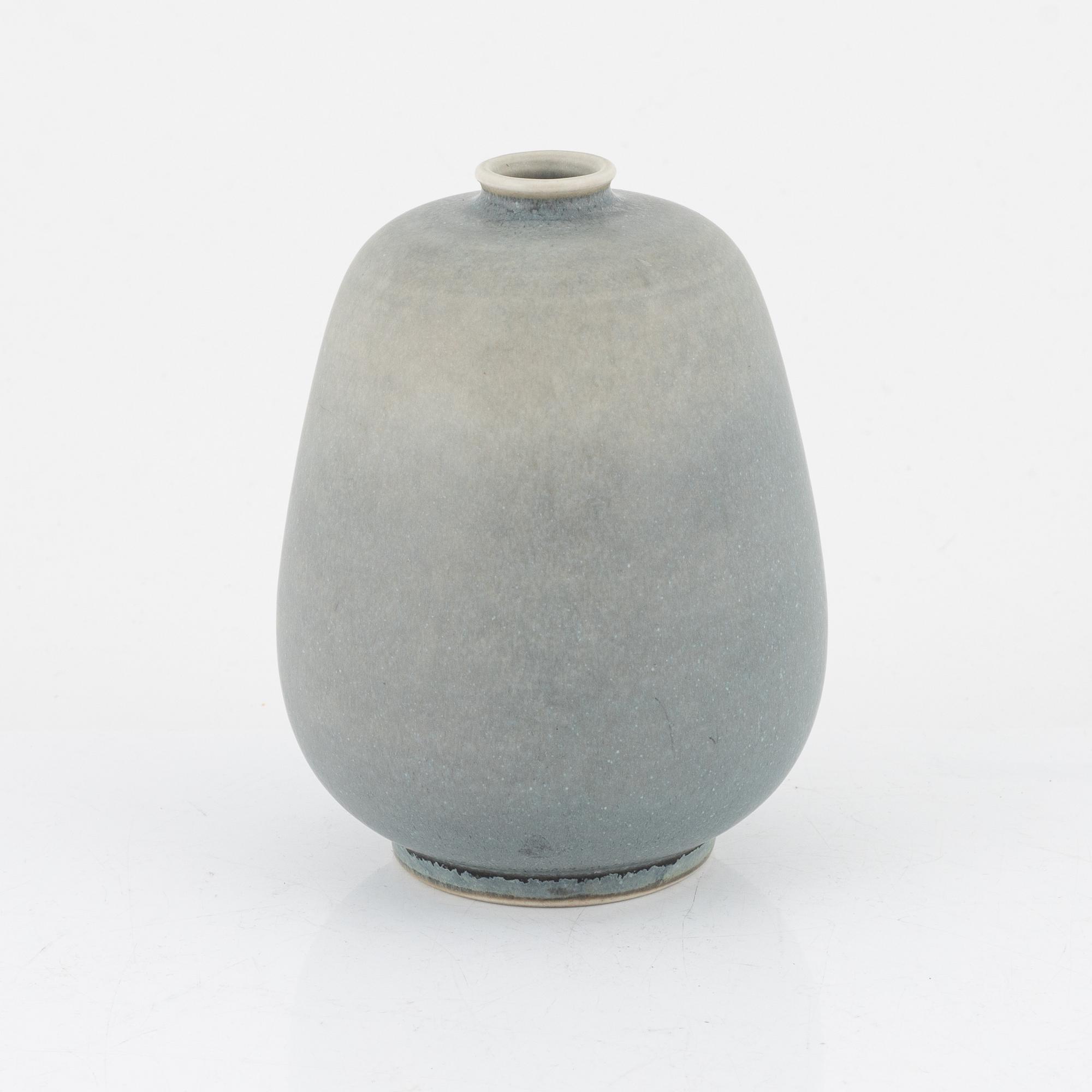 Erich & Ingrid Triller, vas, Tobo.