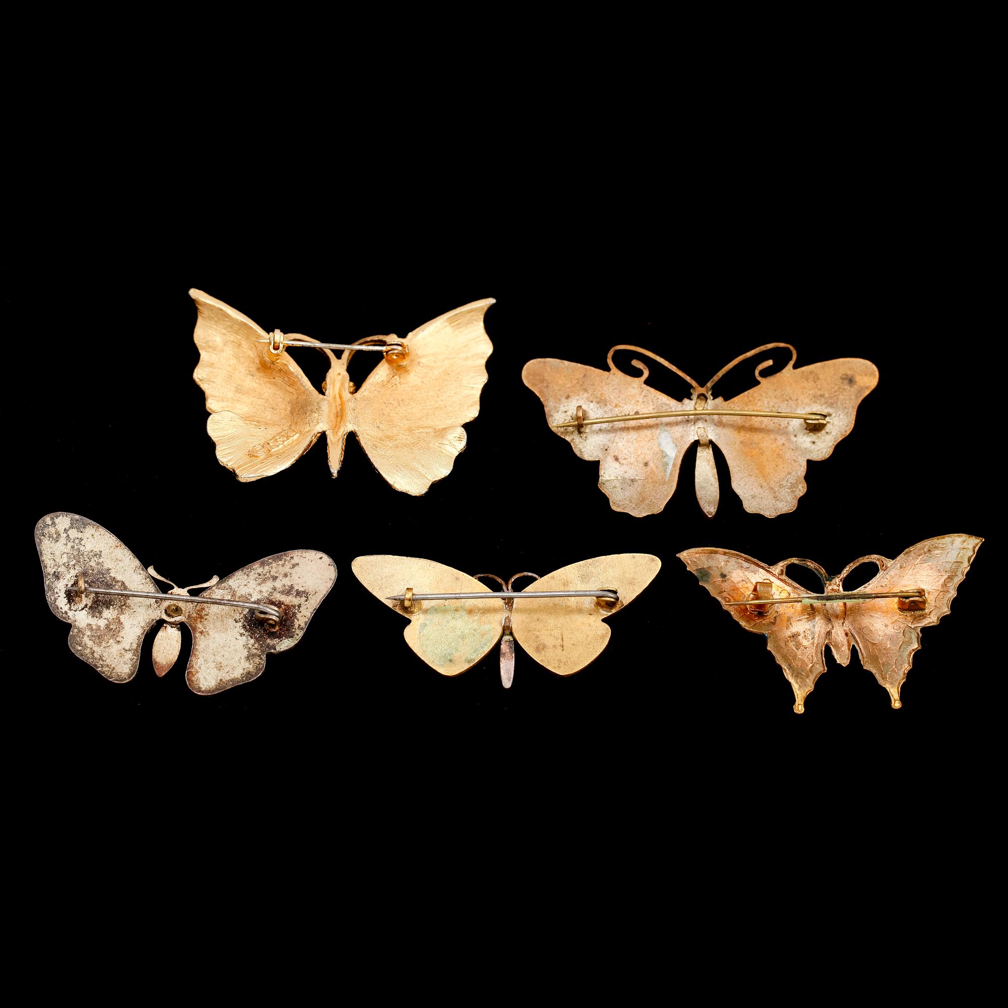 BROSCHER, 5 st, 1900-talets andra hälft.