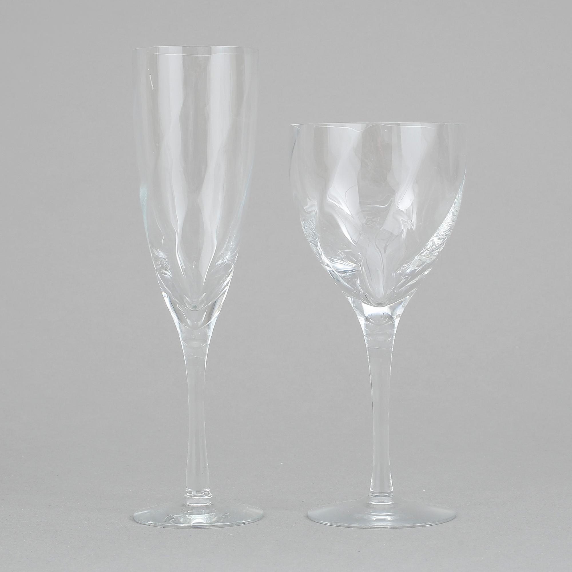 GLASSERVIS, 31 delar, "Chateau", Bertil Vallien, Kosta Boda.