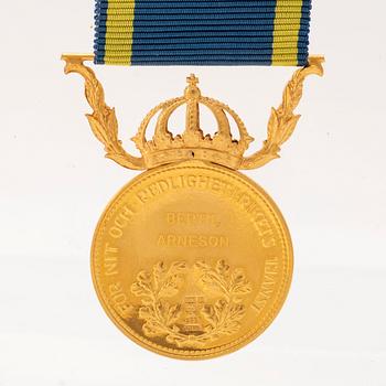 Medal "For Diligence and Integrity in the Service of the Realm" 18K gold.