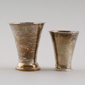 BÄGARE, 2 st, silver, 1700/1800-tal. Vikt ca 85 gram.