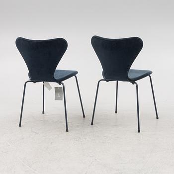 Arne Jacobsen, a pair of 'Series 7' chairs, Lala Berlin x Fritz Hansen, Denmark, 2017.