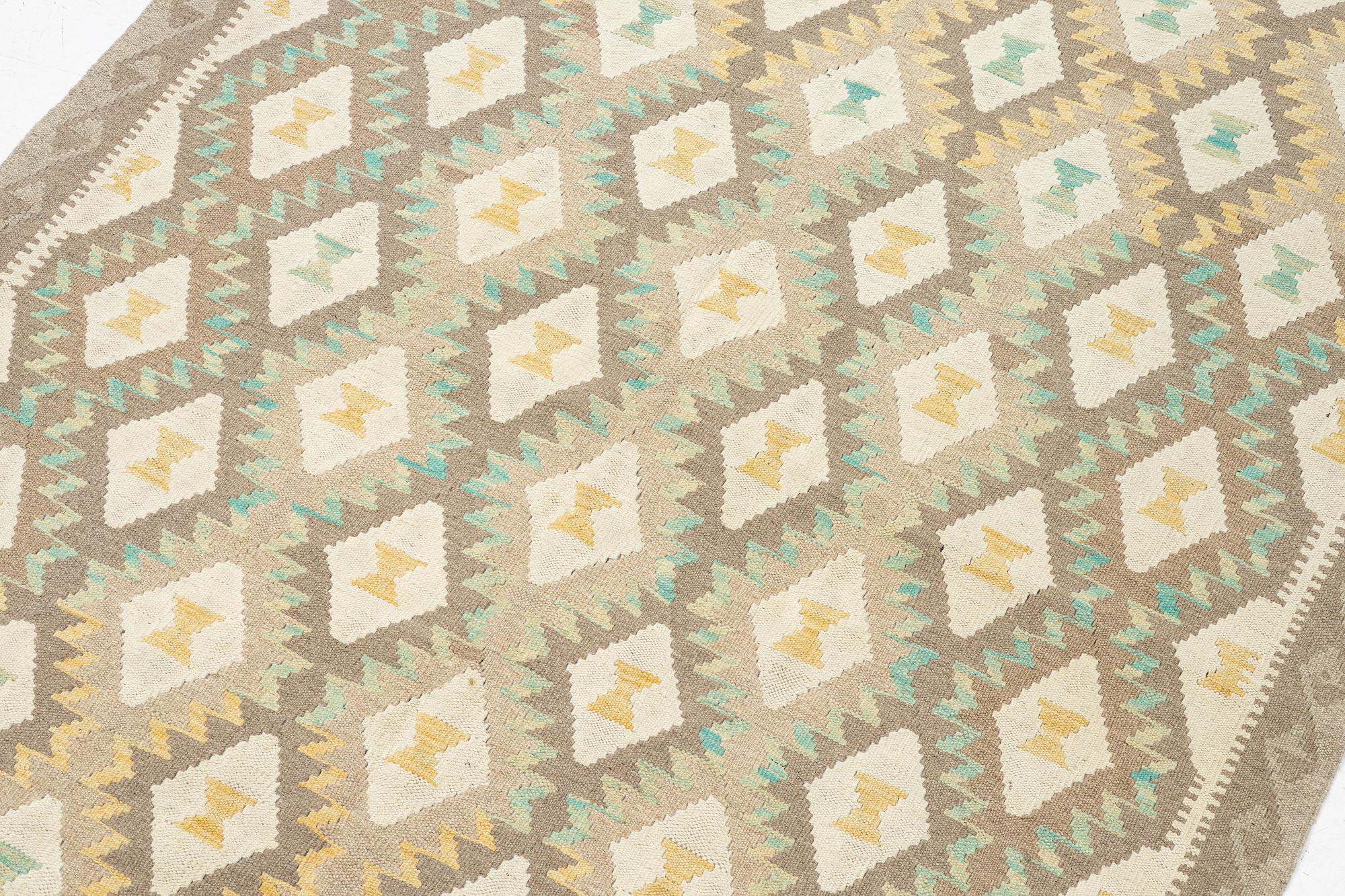 Kelim, modern, ca 190 x 155 cm.