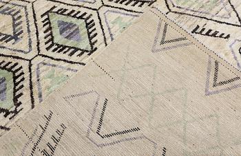 A rug, Moroccan design, approx. 286 x 203 cm.