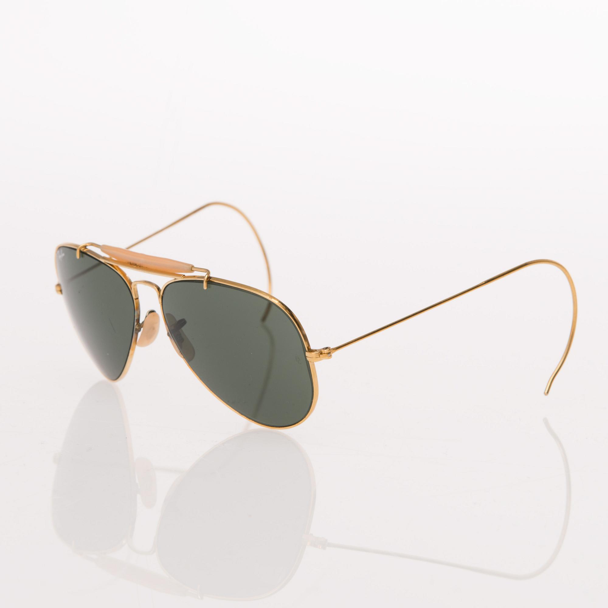 1980s RAY BAN AVIATOR SUNGLASSES for Bausch Lomb USA. Bukowskis