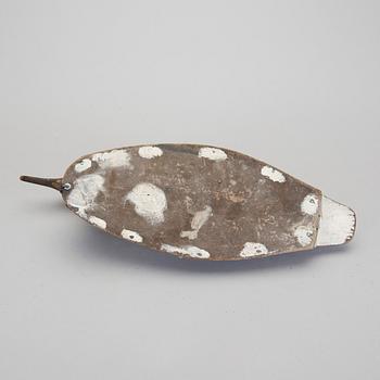 VETTE, skuret trä, 1900-talets första hälft.