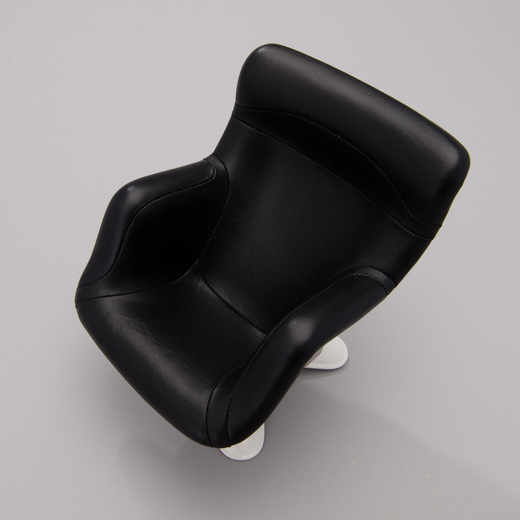 AN YRJÖ KUKKAPURO MINIATURE "Karuselli", Vitra Design Museum.