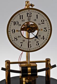 BORDSUR. Märkt "Bulle patent". 1900/2000-tal.
