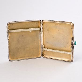 EVENING BAG and CIGARETTE CASE, silver, A. Feltmarsch, Hanko, 1921 and Suomen Kultaseppä Oy, Turku, 1918.