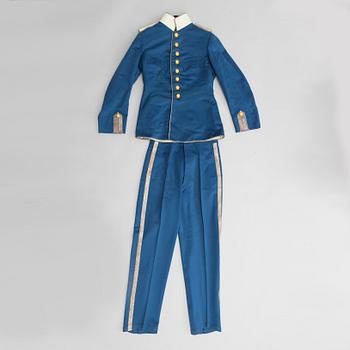 A Swedish uniform for av Dragoon officer 1895 pattern.