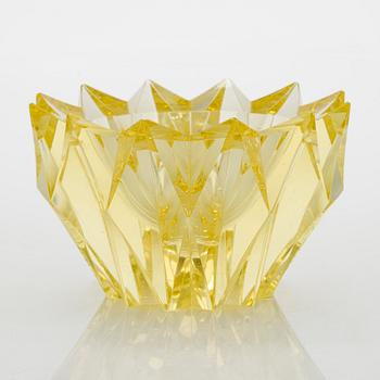 Aimo Okkolin, a 'Water Lily' bowl, signed Aimo Okkolin for Riihimäen Lasi Oy.