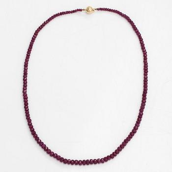 A necklace, set with rubies, clasp in 14K gold.