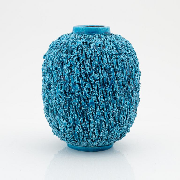 Gunnar Nylund, vas, chamotterat stengods, "Igelkottsvasen", Rörstrand.