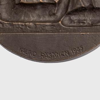 Kauko Räsänen, medalj, "Rautakirja 1910", signerad Kauko Räsänen 1985.