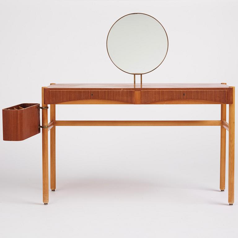 Bertil Fridhagen, a dressing table, model "3-127, from the Ligrett series", Svenska Möbelfabriken Bodafors, 1950s.