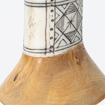 Calle Gran, stick, signed.