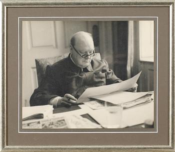 A C COOPER, fotografi, signerat A C Cooper A.R.P.S, daterat 1943.