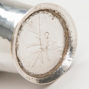 BÄGARE, silver, stämplad BTV, Berthil Thorwijk (1770-1823) Nystad, Finland. Vikt 53 g.