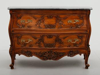 BYRÅ, fransk rokokostil, 1900-/2000-tal.