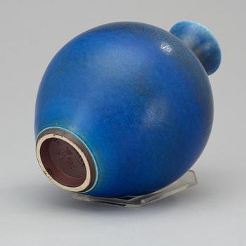 A Berndt Friberg stoneware vase, Gustavsberg Studio 1978.