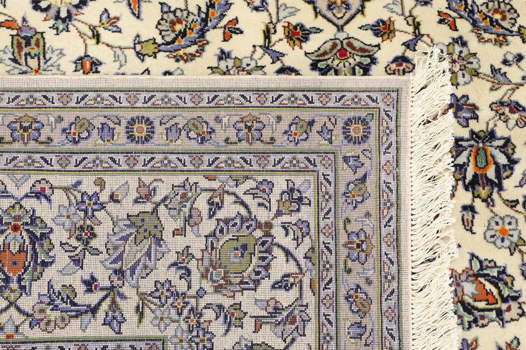 A Keshan carpet, 355 x 260 cm.