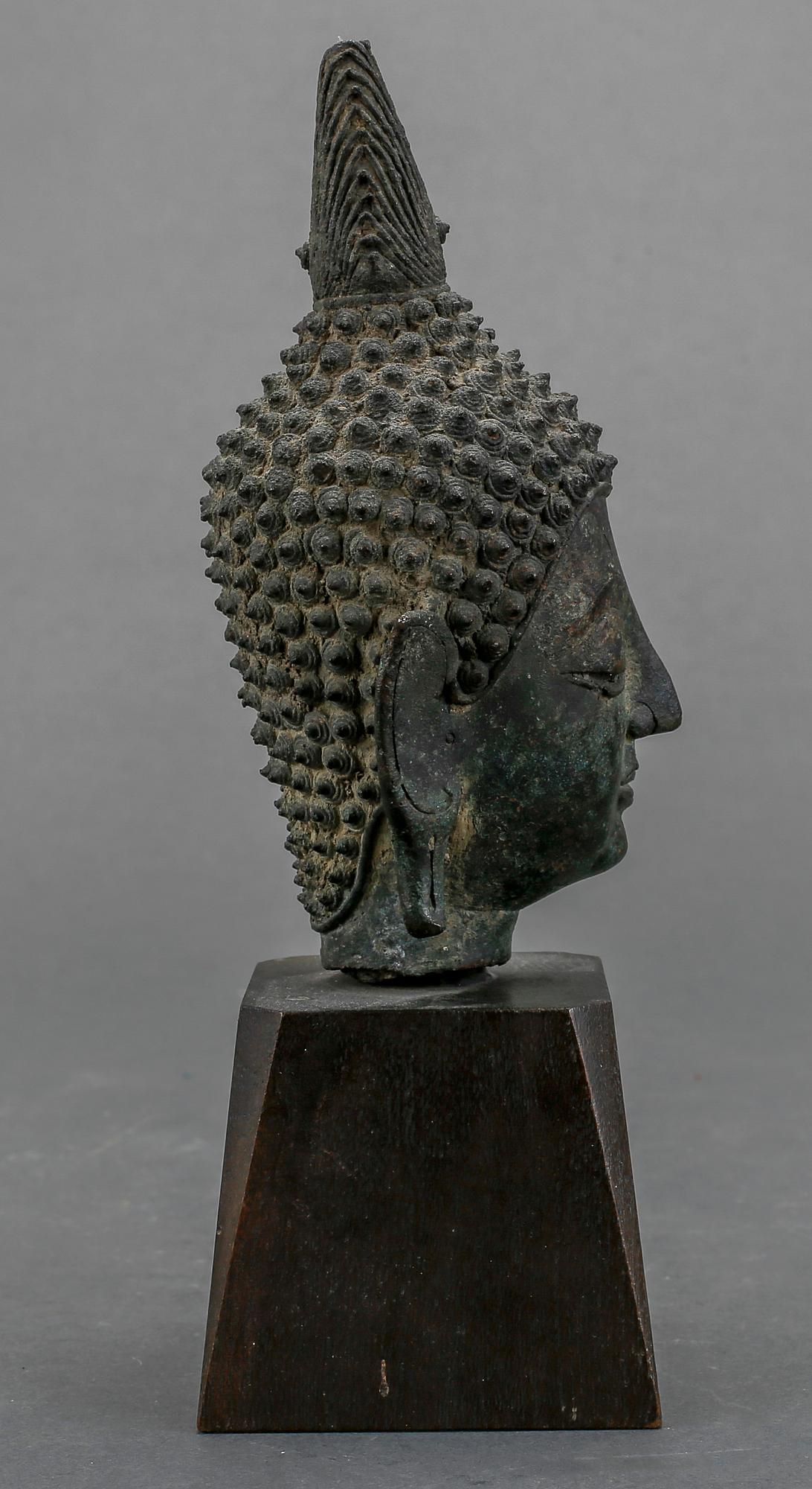 BUDDHAHUVUD, brons, Thailand.