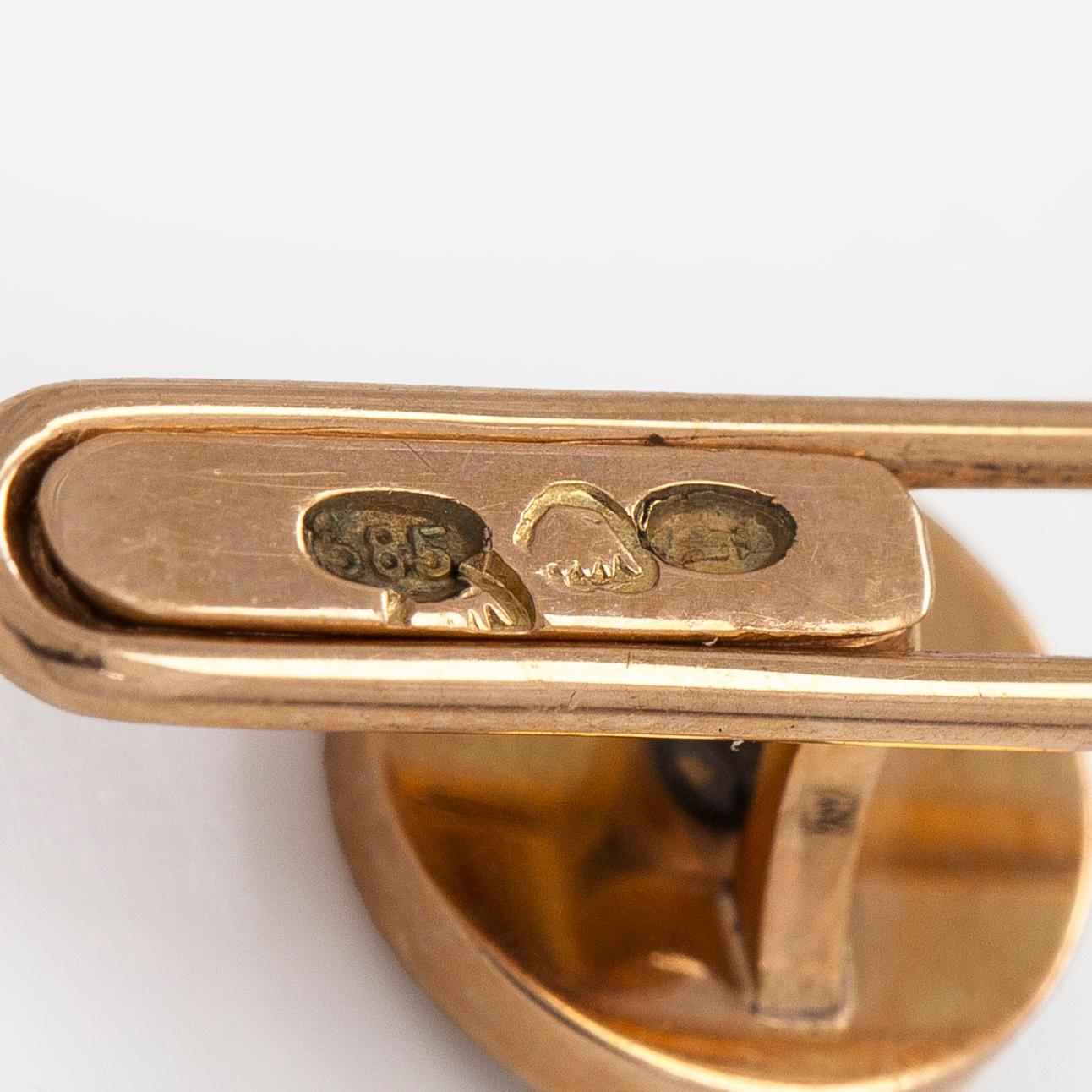 Dress buttons, 14K gold, mother-of-pearl, Suomen Kultasepät.