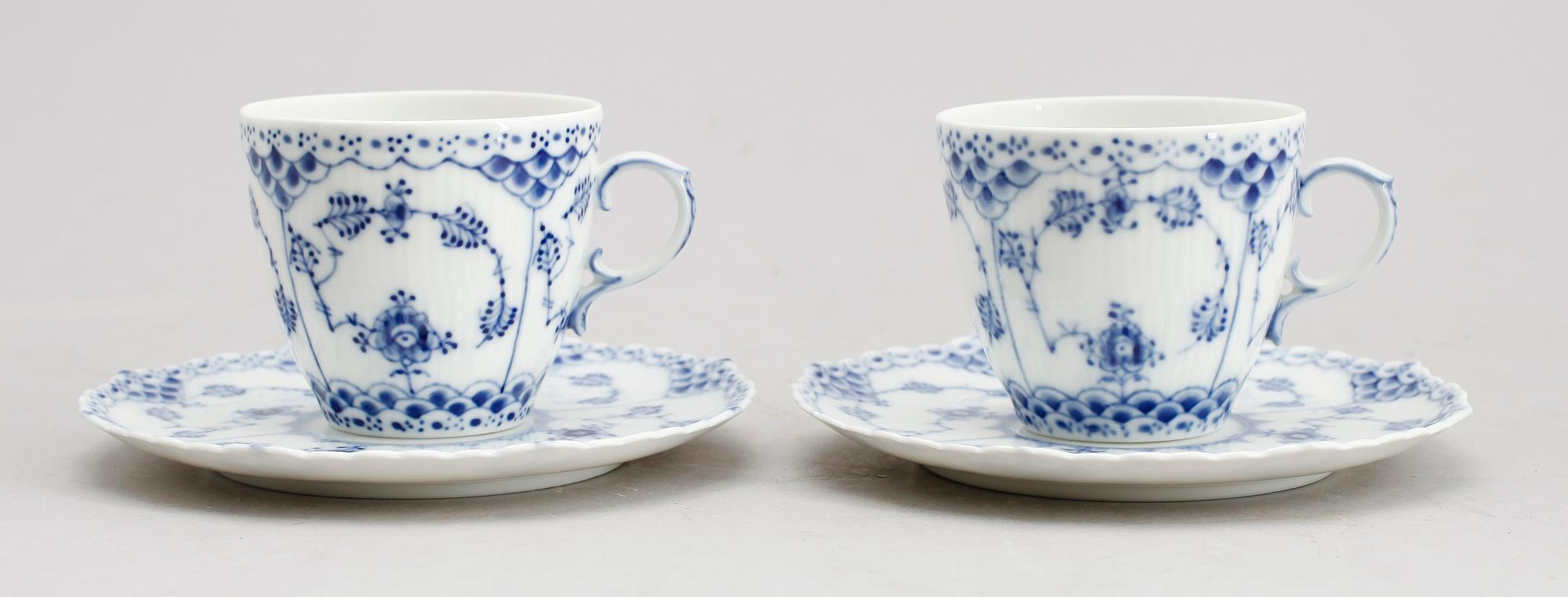 KAFFEKOPPAR MED FAT, 15 st, porslin, Royal Copenhagen.