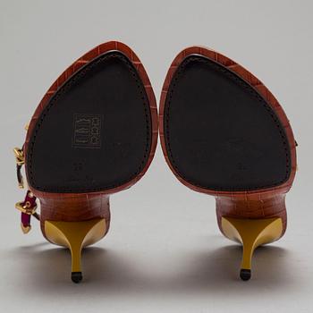 LOUIS VUITTON, pumps, storlek 39.