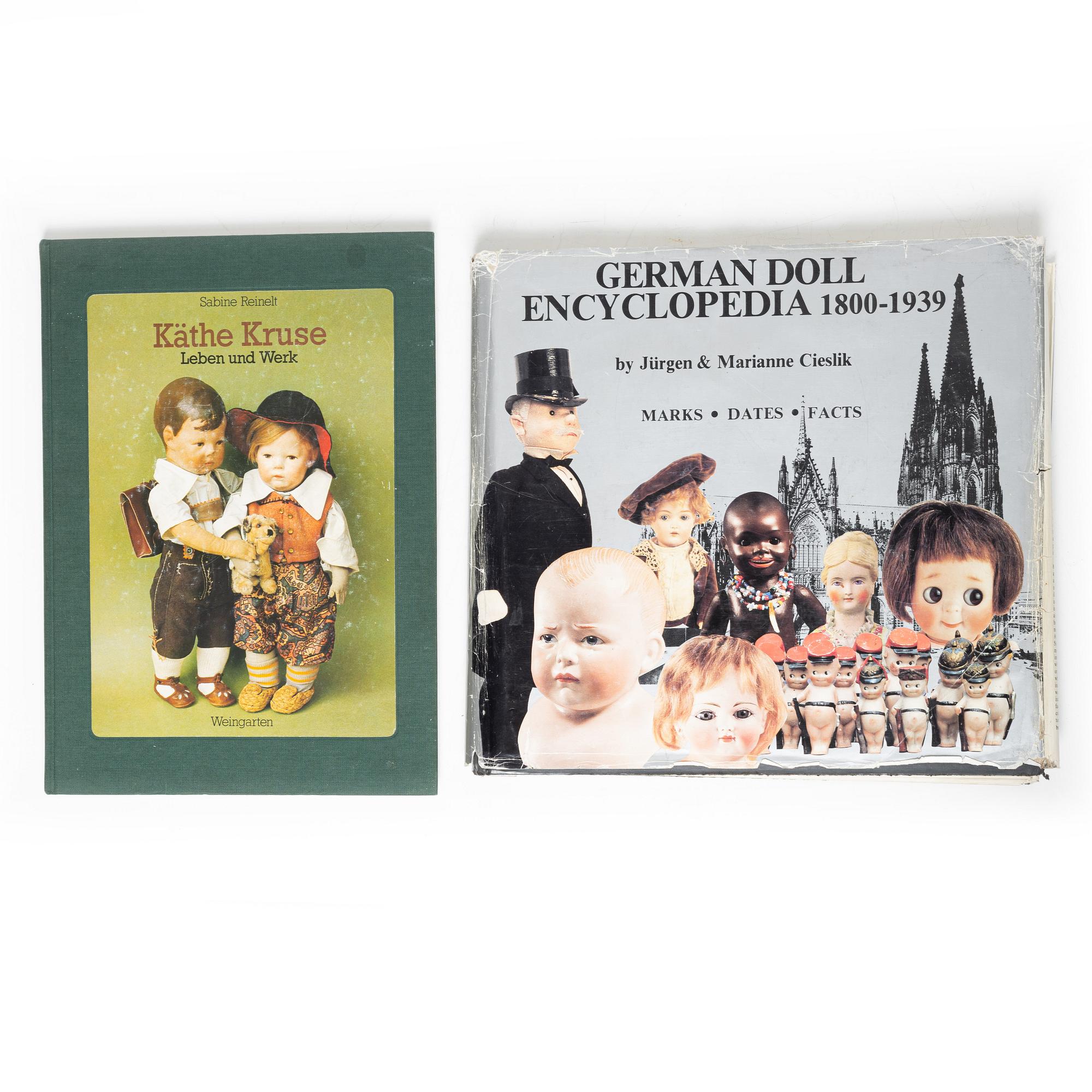 Doll literature, 15 parts, including "Fashion Dolls," "Bru-Puppen," "Jumeau," & "Käthe Kruse".