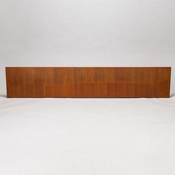 Carl Gustaf Hiort af Ornäs, a 1950s 'Välipala' bookshelf for HMN Huonekalu Mikko Nupponen.