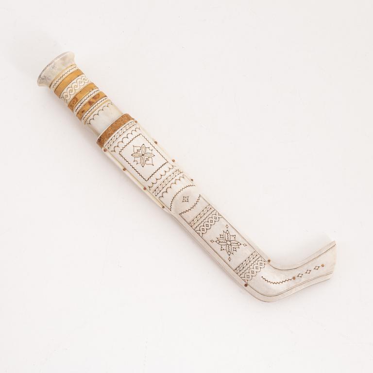 A reindeer horn knife by Tore Sunna, before 1965, signed.