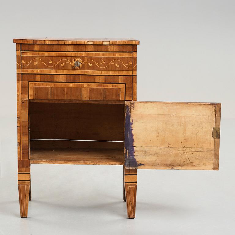An Italian late 18th century chamber cup board.