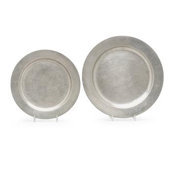 1652. Two pewter dishes by G Östling 1783/85.