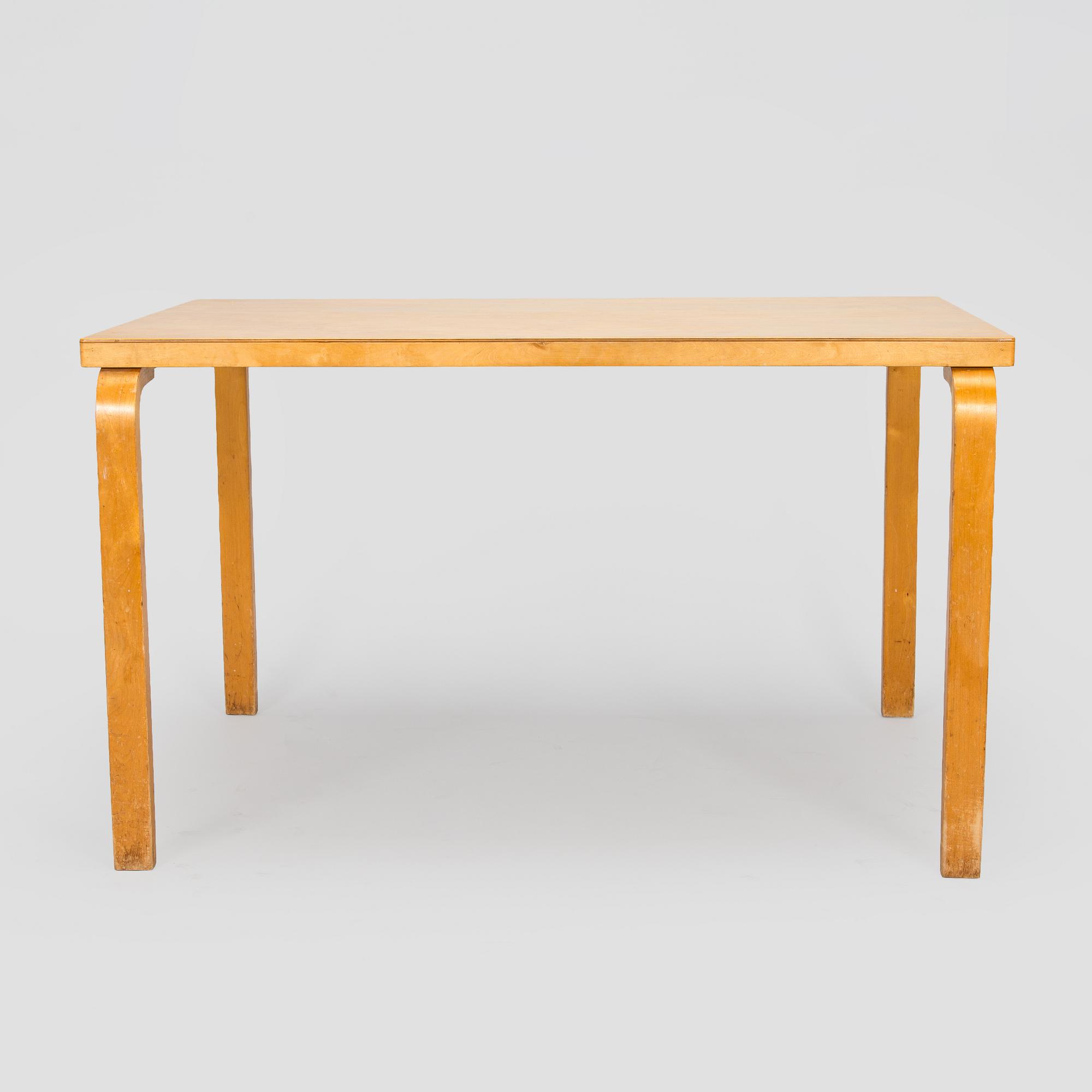 Alvar Aalto, pöytä, malli 82, O.Y. Huonekalu- ja Rakennustyötehdas A.B. 1950-luku.