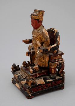 FIGURIN, trä och lack. Qing dynastin 1800-tal.