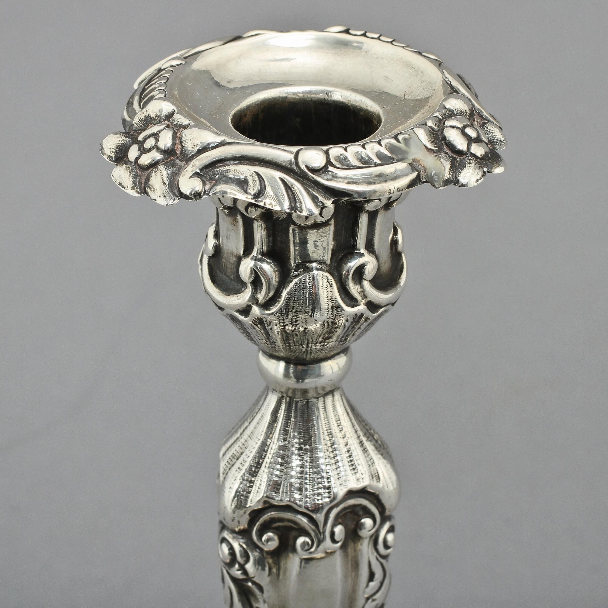 LJUSSTAKAR, ett par, silver, Emanuel Forssman, Växjö, 1866.