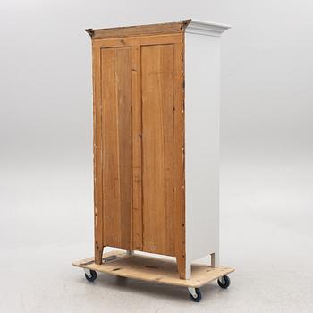 Display cabinet, first half of the 20th century.