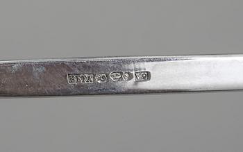 PARTI SILVER, 13 del, bland annat fat samt bägare, Borgila, Stockholm, 1940-tal. Vikt 335 gram.