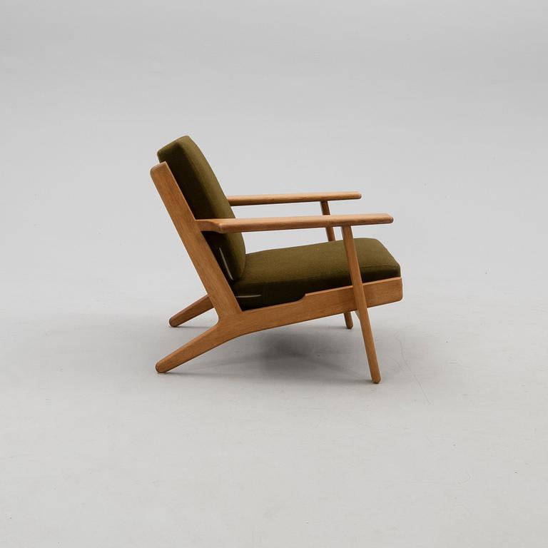 Hans J. Wegner, fåtölj GE-290.