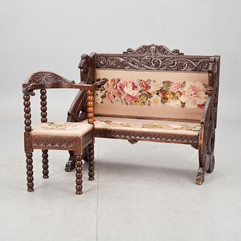 SOFFA OCH KARMSTOL, fornnordisk stil, omkring 1900.