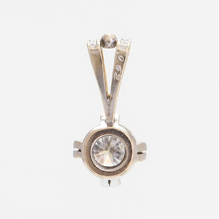 An 18K white gold pendant, with a brilliant-cut diamond approx. 0.62 ct according to engraving.