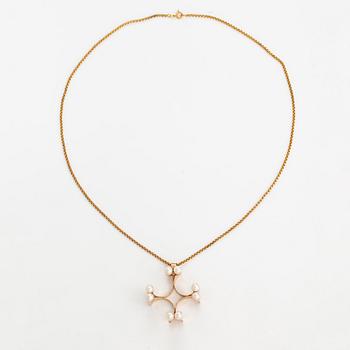 Elis Kauppi, A 14K gold necklace and ring with cultured pearls. Kupittaan kulta, Turku 1967.